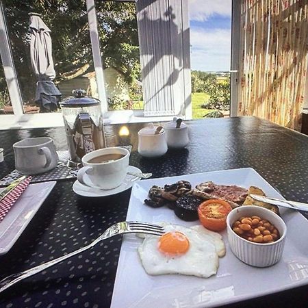 Icthus Bed & Breakfast Willerby  Екстериор снимка